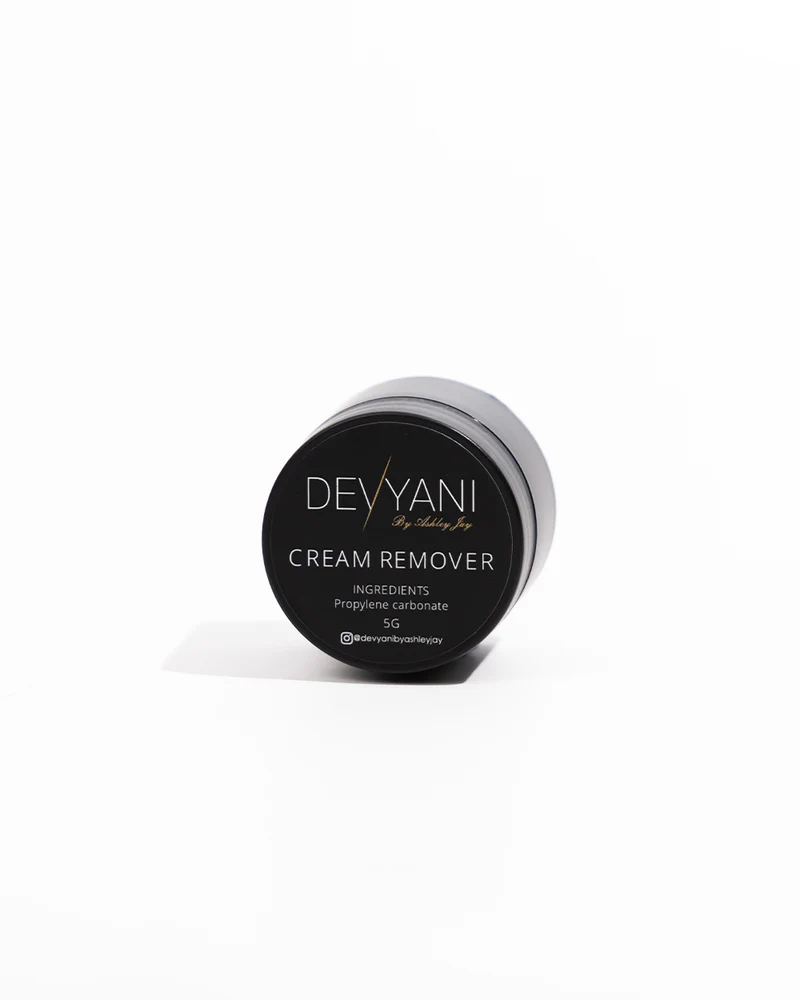 Client-Safe Lash Extension Removals Using the Right Products