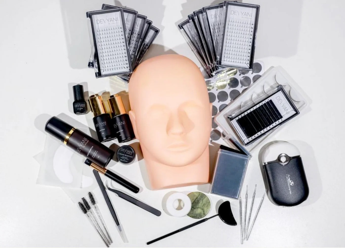 eyelash kit